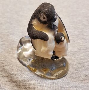 Hamilton Glass Penguin Family Figurine